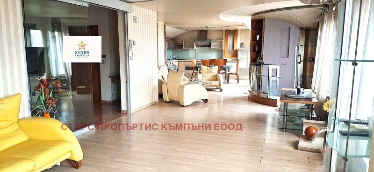 Apartment in Greek Quarter - Property Details 1
