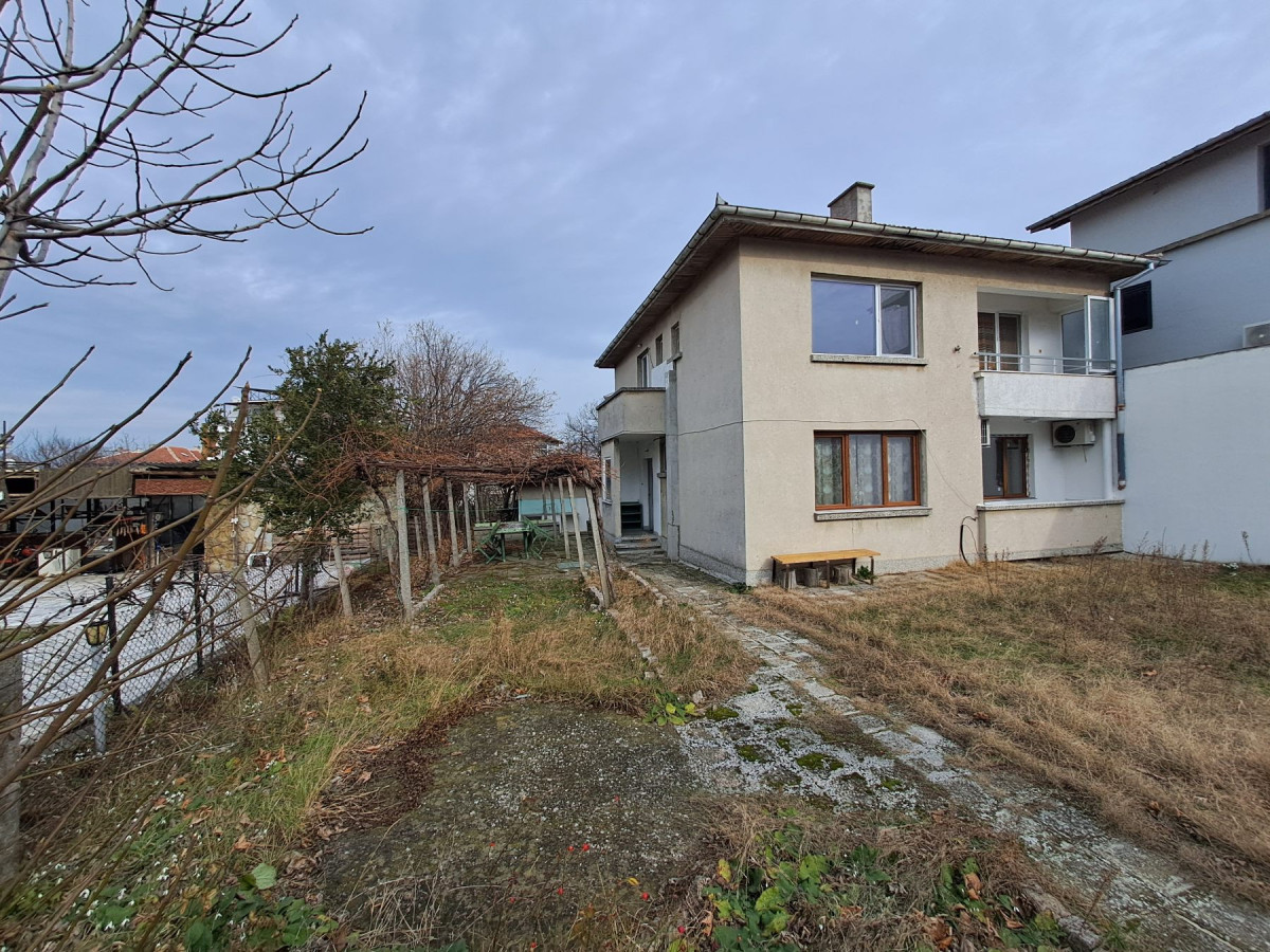House in Lozenets - Property Details 1