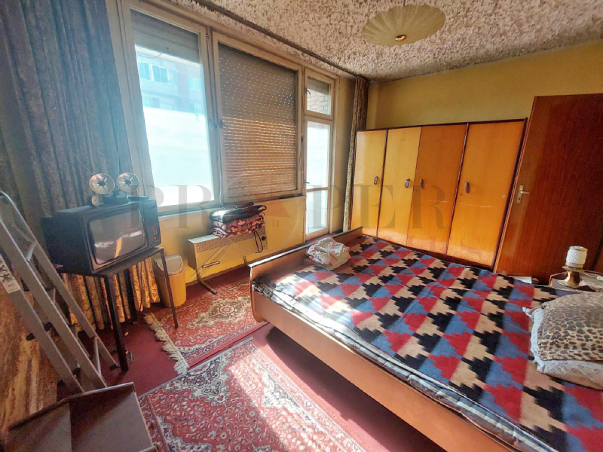 Apartment in Center - Property Details 1