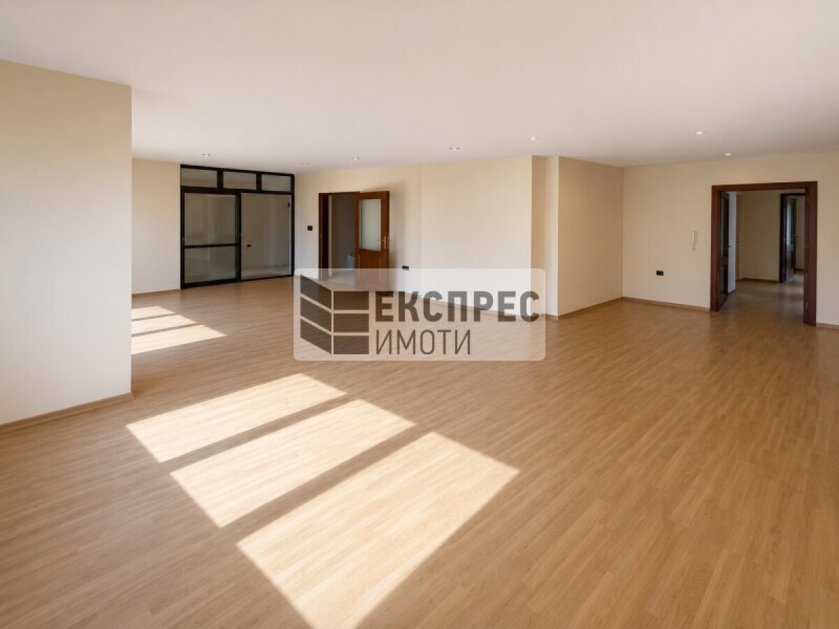 Commercial in District Hospital – Generali - Property Details 1