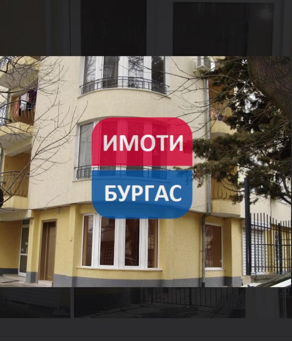 Commercial in Vazrazhdane - Property Details 1