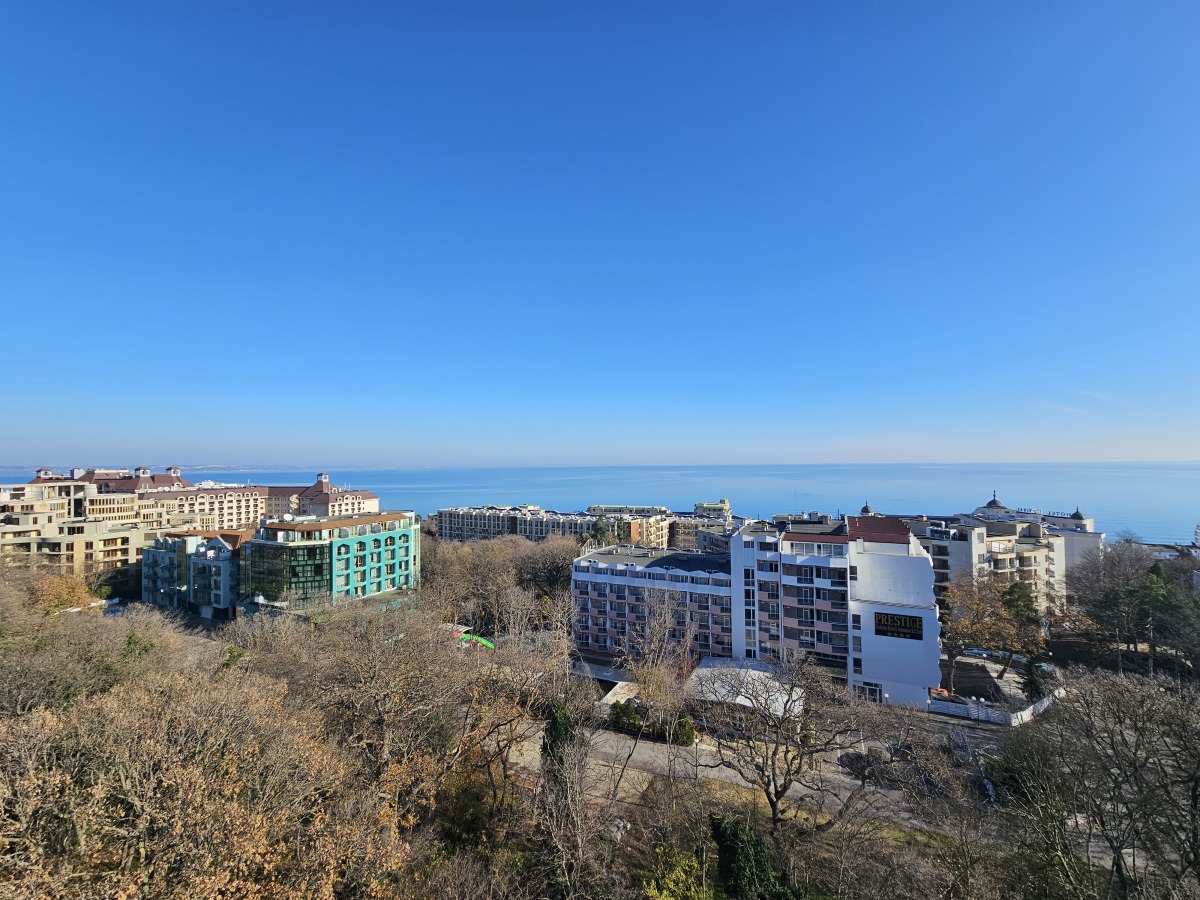 Апартамент в Златни пясъци - Детайли за имота 1