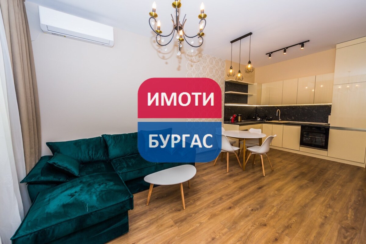 Апартамент в Лазур - Детайли за имота 1