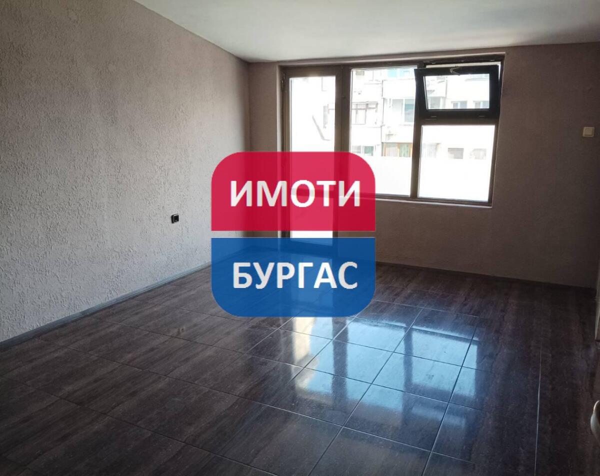 Апартамент в Възраждане - Детайли за имота 1