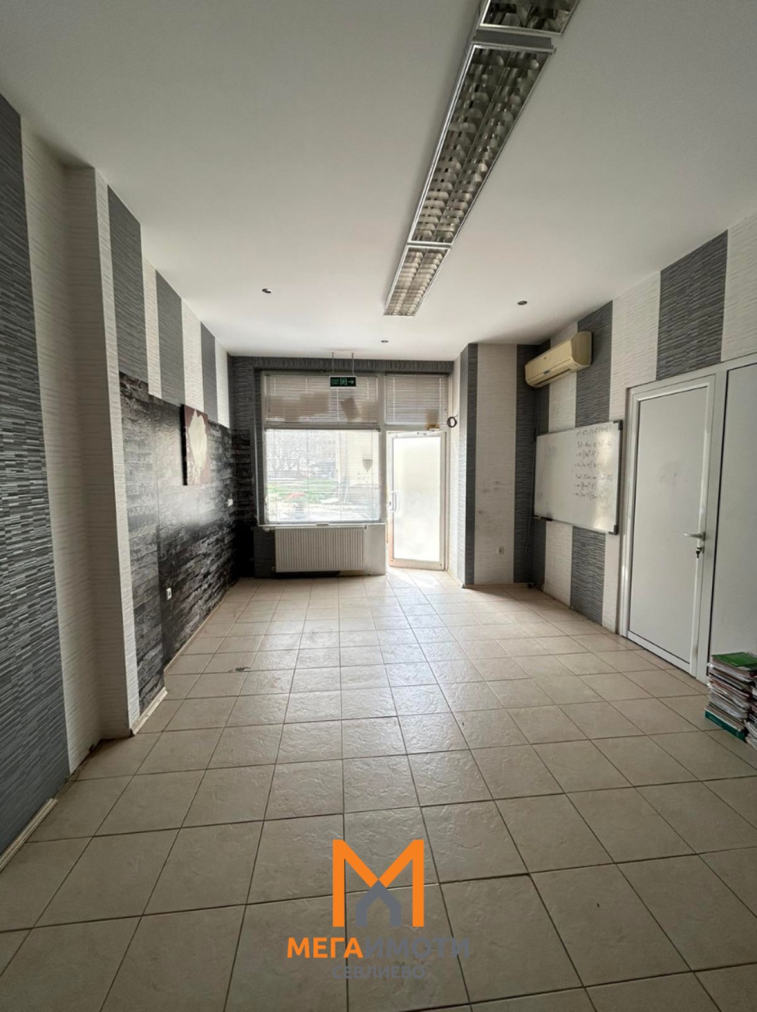 Commercial in Sevlievo - Property Details 1