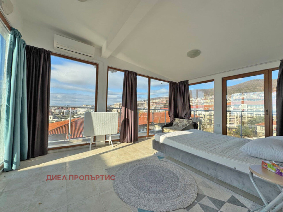 Apartment in Sveti Vlas - Property Details 1
