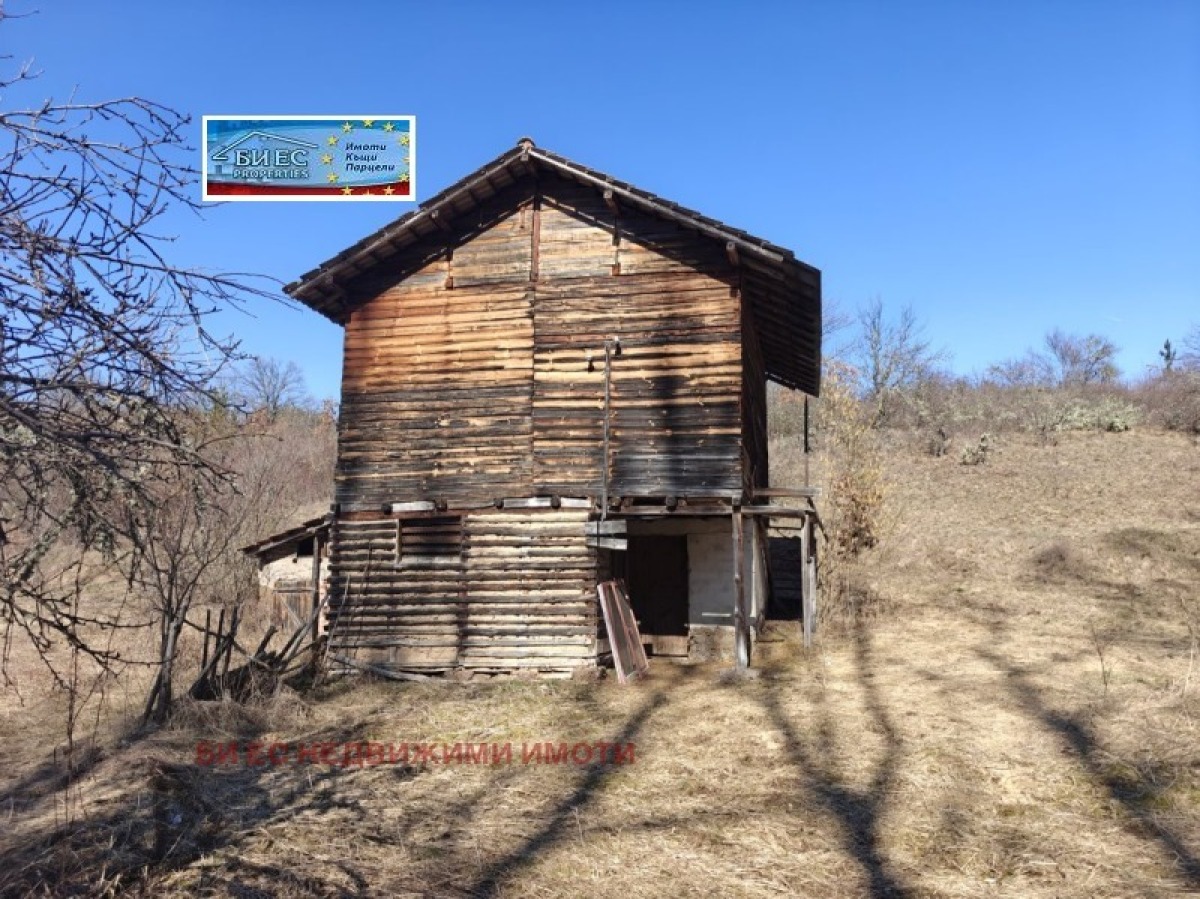House in Glogovitsa - Property Details 1