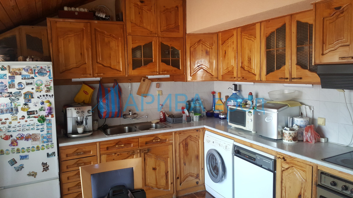 Apartment in Uchilishni - Property Details 1