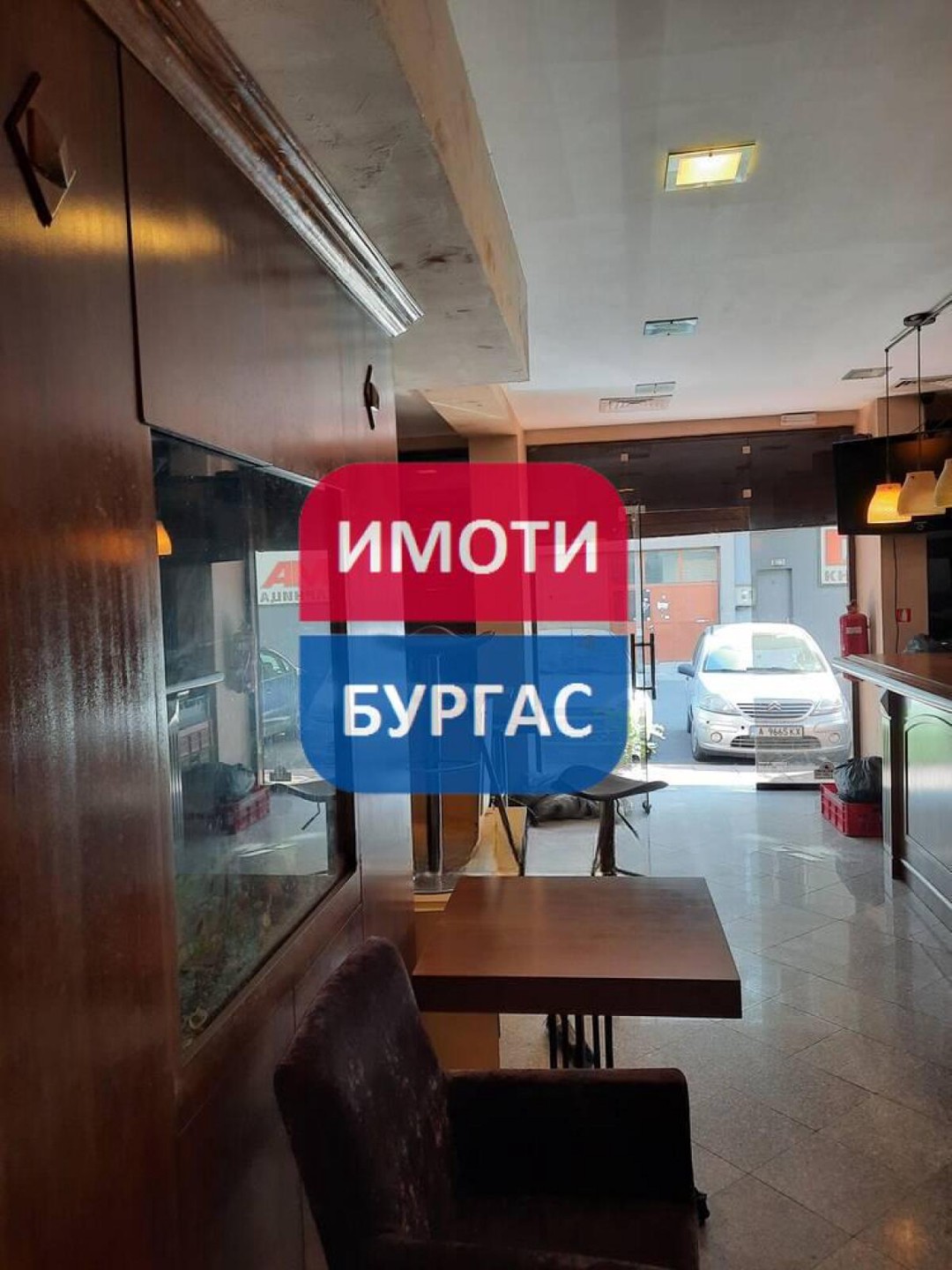 Търговски имот в Възраждане - Детайли за имота 1