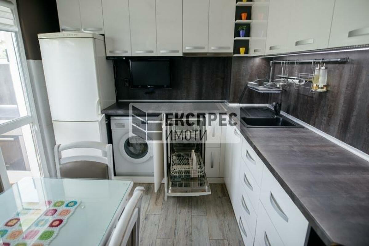 Apartment in Chaika - Property Details 1