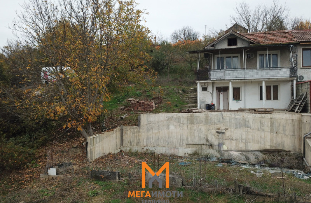 House in Sevlievo - Property Details 1