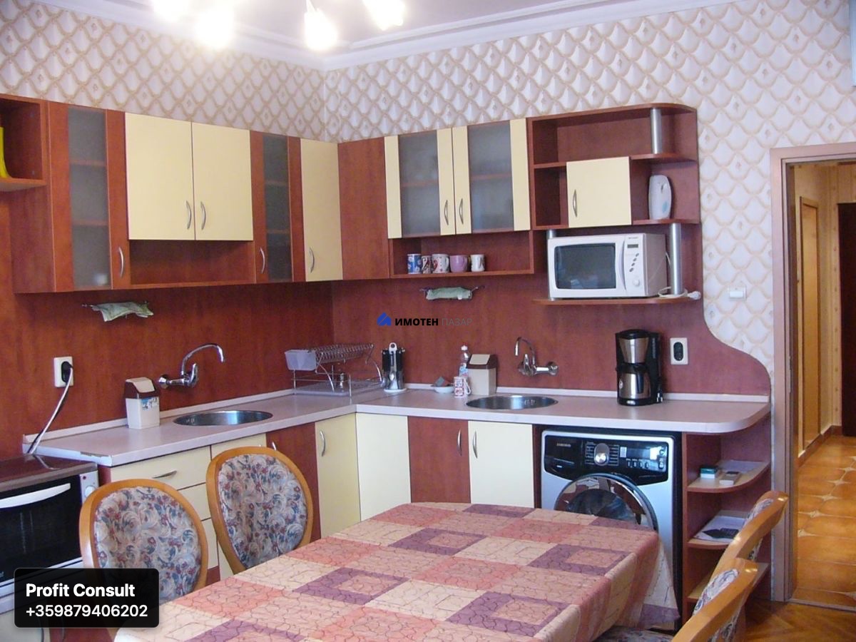 Apartment in Center - Property Details 1