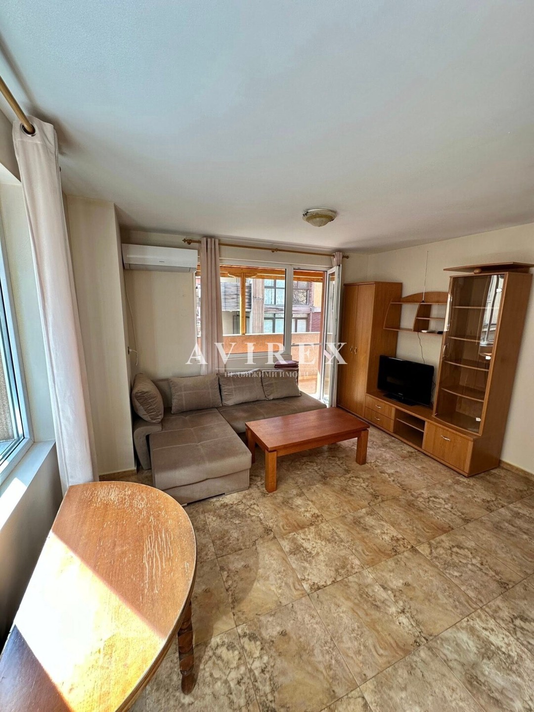 Apartment in Kamenitsa 1 - Property Details 1