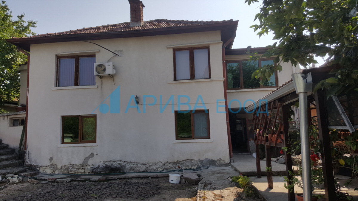 House in Druzhba 1 - Property Details 1