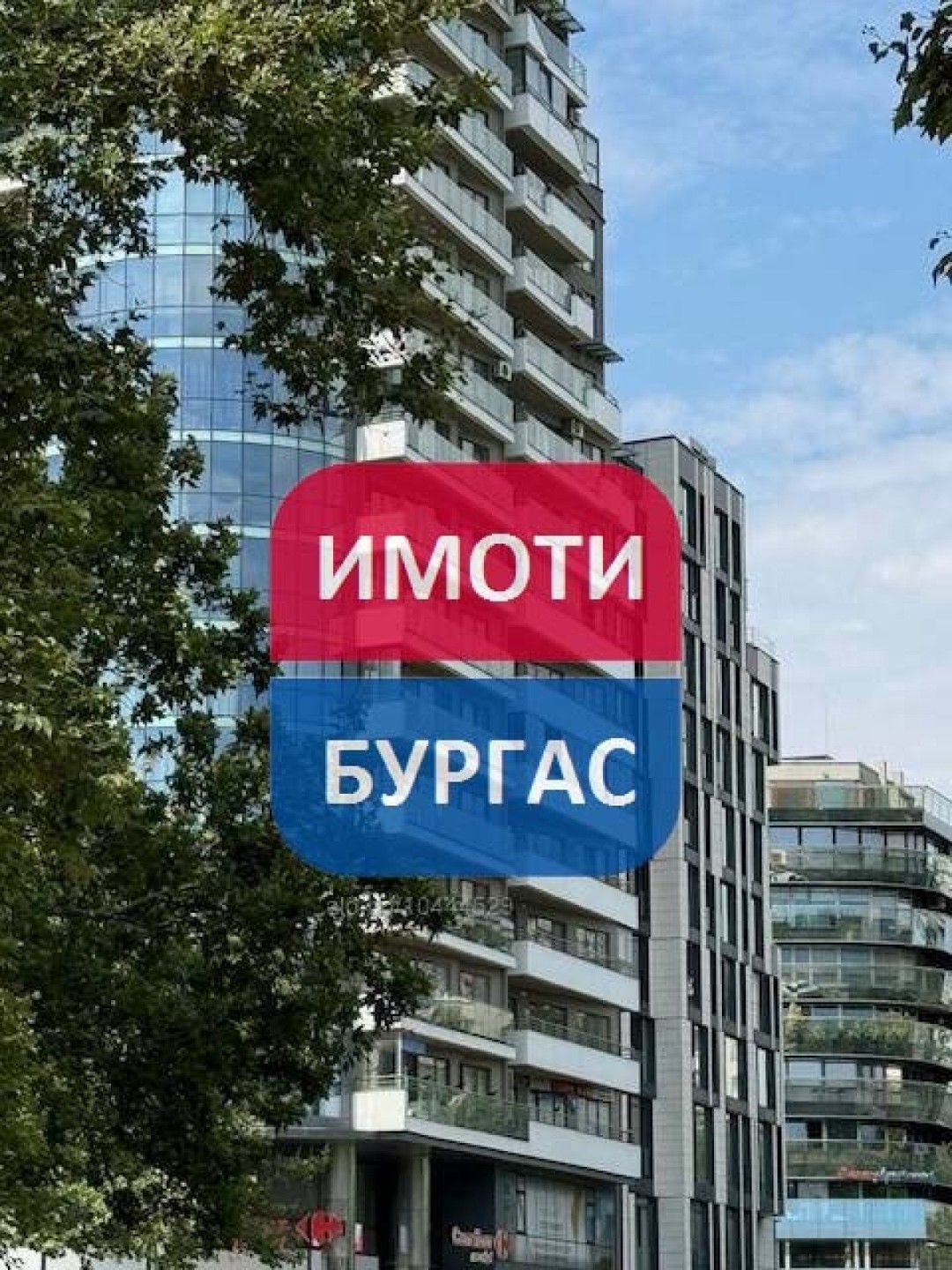 Апартамент в Лазур - Детайли за имота 1