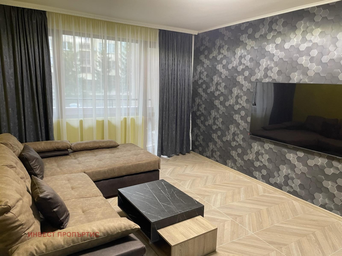 Apartment in Studentski Grad - Property Details 1