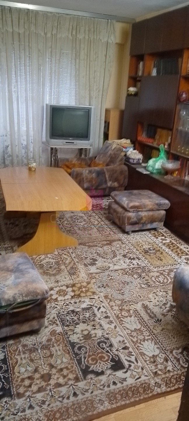 Апартамент в Възраждане - Детайли за имота 1