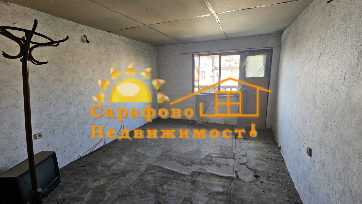 Апартамент в Сарафово - Детайли за имота 1
