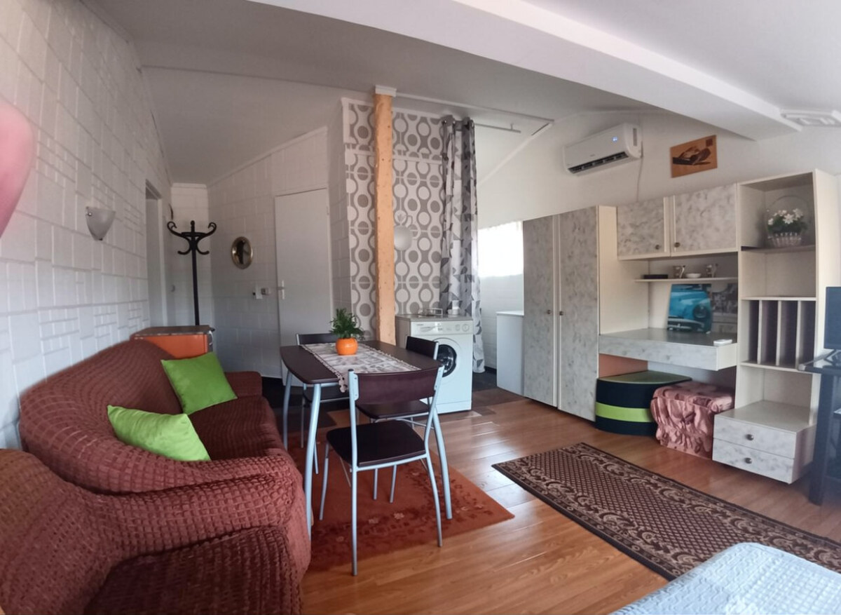 Kamenitsa 1,  Plovdiv